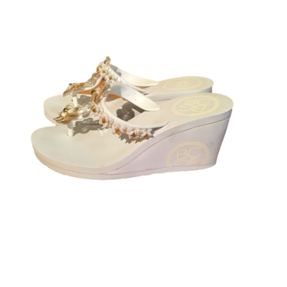BCBGeneration Shoes - BCBGeneration white embroider wedge t-strap sandal size 6